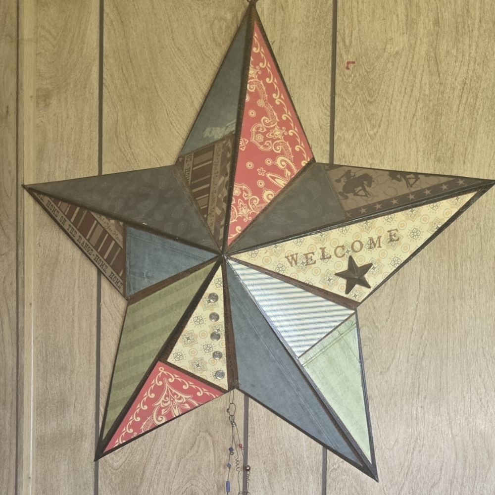 Vintage Farmhouse-style Barn Star Calico Galvanized Welcome Sign - Picture 2 of 7